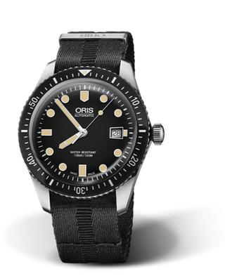 Oris - 01 733 7720 4054-07 5 21 26FC  Divers Sixty-Five 42 Stainless Steel / Black / NATO