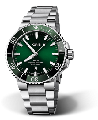 Oris - 01 733 7730 4157-07 8 24 05PEB  Aquis Date 43 Stainless Steel / Green / Bracelet