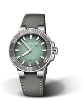 Oris Aquis Date 36.5 Stainless Steel / White / Rubber (01 733 7732 4137-07 5 21 12FC)