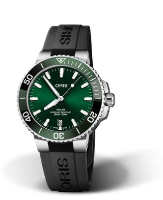 Oris - 01 733 7732 4157-07 4 21 64FC  Aquis Date 39.5 Stainless Steel / Green / Rubber