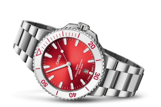 Oris - 01 733 7787 4138-07 8 22 04PEB  Aquis Date 43.5 Taste of Summer Watermelon Red