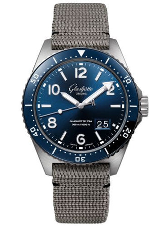 Glashütte Original - 1-36-13-02-81-08  SeaQ Panorama Date Stainless Steel / Blue / Textile / Pin