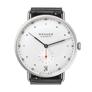 Nomos Glashütte - 1102  Metro 38 Datum