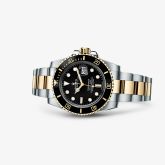 Rolex - 116613ln-0001  Submariner Date Rolesor / Black / Cerachrom