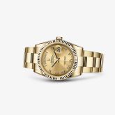 Rolex - 118238-0183  Day-Date 36 Yellow Gold Fluted / Oyster / Champagne Roman