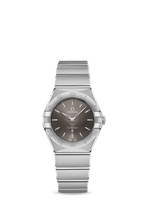 Omega Constellation Manhattan 28 Quartz Stainless Steel / MOP / Diamond (131.10.28.60.06.001)