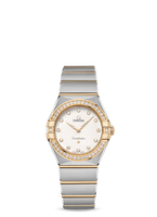 Omega Constellation Manhattan 28 Quartz Sedna Gold / MOP (131.25.28.60.52.002)