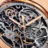 Audemars Piguet - 15305OR.OO.D088CR.01  Royal Oak Openworked Selfwinding Pink Gold / Strap