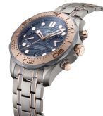 Omega - 210.60.44.51.03.001  Seamaster Diver 300M Master Co-Axial 44 Chronograph Titanium / Tantalum / Sedna Gold / Blue / Bracelet