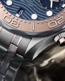 Omega - 210.60.44.51.03.001  Seamaster Diver 300M Master Co-Axial 44 Chronograph Titanium / Tantalum / Sedna Gold / Blue / Bracelet