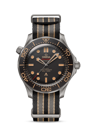 Omega - 210.92.42.20.01.001  Seamaster Diver 300M Master Co-Axial 42 James Bond No Time to Die / NATO