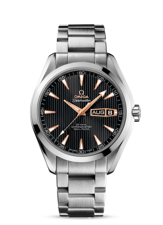 Omega - 231.50.43.22.01.001  Seamaster Aqua Terra 150m Co-Axial 43 Annual Calendar White Gold / Grey / Bracelet