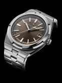 Vacheron Constantin - 4500V-110A-B146  Overseas Date Stainless Steel / Brown