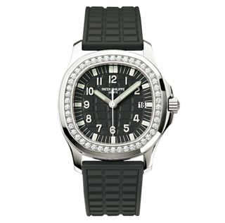 Patek Philippe - 5067A-001  Aquanaut 5067 Stainless Steel / Black