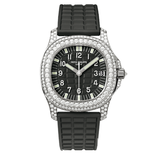 Patek Philippe - 5069G-001  Aquanaut 5069 White Gold