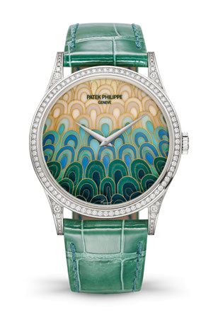 Patek Philippe - 5077/100G-048  Calatrava 5077 Kimono with a Wavy Pattern