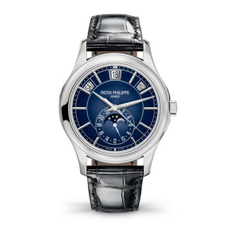 Patek Philippe - 5205G-013  Annual Calendar 5205 White Gold / Blue