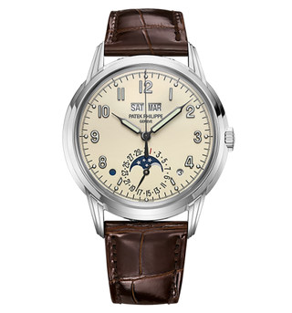 Patek Philippe - 5320G-001  Perpetual Calendar 5320 White Gold / Cream