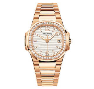 Patek Philippe - 7010/1R-011  Nautilus 7010 Rose Gold / White