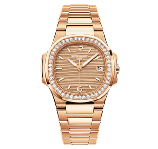 Patek Philippe - 7010/1R-012  Nautilus 7010 Rose Gold / Gold