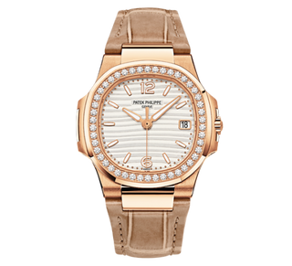 Patek Philippe - 7010R-011  Nautilus 7010 Rose Gold / White