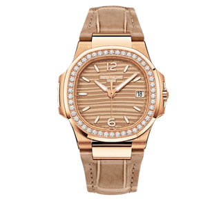 Patek Philippe - 7010R-012  Nautilus 7010 Rose Gold / Gold