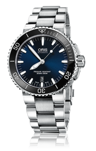 Oris - 01 733 7653 4135-07 8 26 01PEB  Aquis Date 43 Stainless Steel / Blue / Bracelet