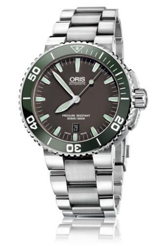 Oris - 01 733 7653 4137-07 8 26 01PEB  Aquis Date 43 Stainless Steel / Grey / Bracelet