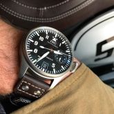 IWC - IW5010-07  Big Pilot Tribute to 5002 / Safari