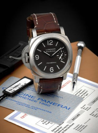 Panerai - PAM00117  Luminor Marina Destro Titanium