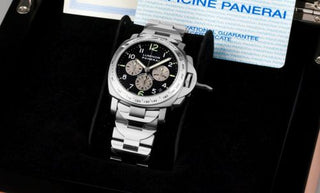 Panerai - PAM00122  Luminor Chrono Inverted Panda