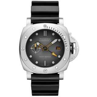 Panerai - PAM01323  Luminor Submersible GMT Navy SEALs